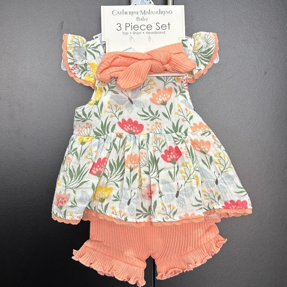 Catherine Malandrino Baby 3-piece set,flutter cap sleeve, ruffle shorts,headband - Picture 1 of 3